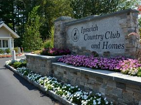 196 Country Club Way, Ipswich MA 01938