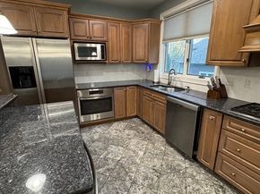 196 Country Club Way, Ipswich MA 01938