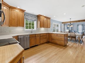 30 John F Kennedy Ave, Clinton MA 01510