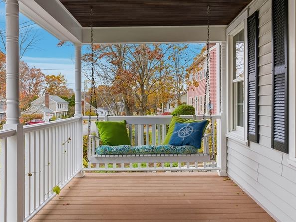 30 John F Kennedy Ave, Clinton MA 01510