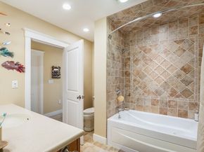 12 Wallis Dr 12, Wenham MA 01984