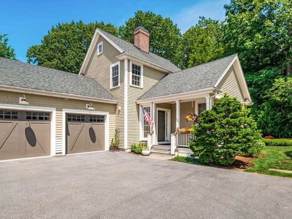 12 Wallis Dr 12, Wenham MA 01984