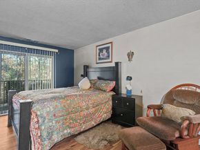 9 Ledgewood Way 6, Peabody MA 01960