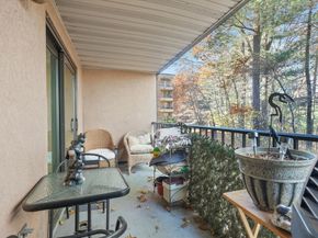 9 Ledgewood Way 6, Peabody MA 01960