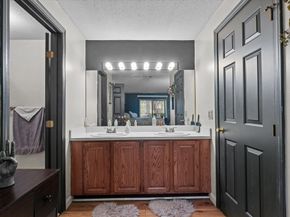 9 Ledgewood Way 6, Peabody MA 01960