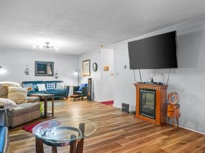 9 Ledgewood Way 6, Peabody MA 01960