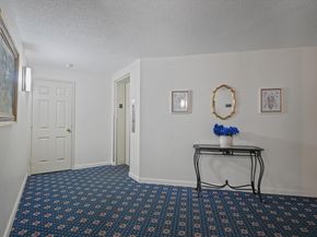 9 Ledgewood Way 6, Peabody MA 01960