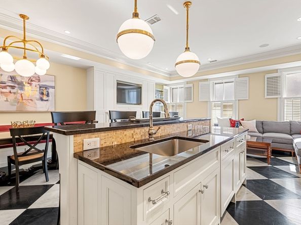 190 Marlborough C, Boston MA 02116