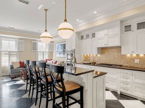 190 Marlborough C, Boston MA 02116