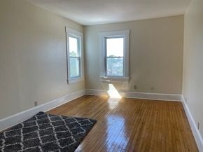 312 Grafton St, Worcester MA 01604