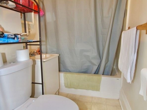 312 Grafton St, Worcester MA 01604