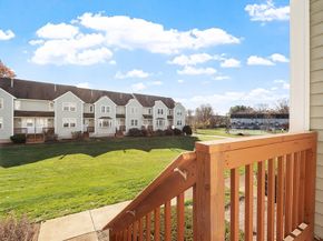 172 Patrick Rd 172, Tewksbury MA 01876