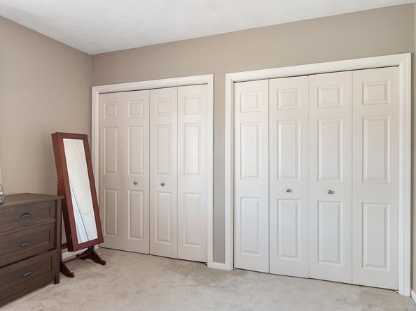 172 Patrick Rd 172, Tewksbury MA 01876