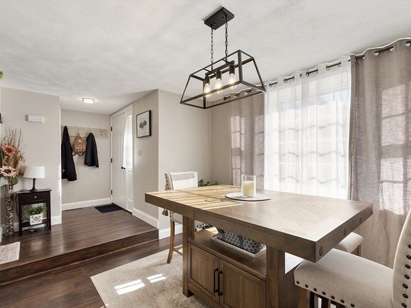 172 Patrick Rd 172, Tewksbury MA 01876