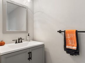 172 Patrick Rd 172, Tewksbury MA 01876