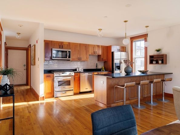432 Norfolk Street 3J, Somerville MA 02143