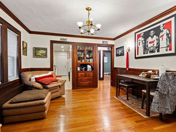 3 Seagrave Rd, Cambridge MA 02140