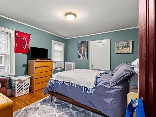 3 Seagrave Rd, Cambridge MA 02140