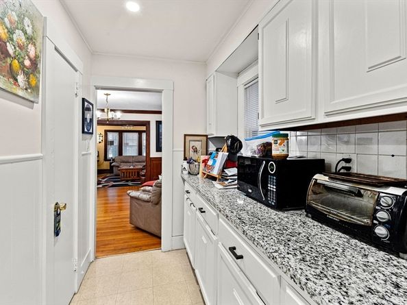 3 Seagrave Rd, Cambridge MA 02140