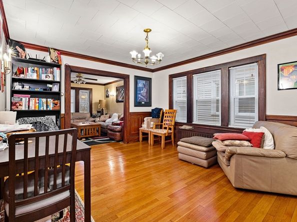 3 Seagrave Rd, Cambridge MA 02140