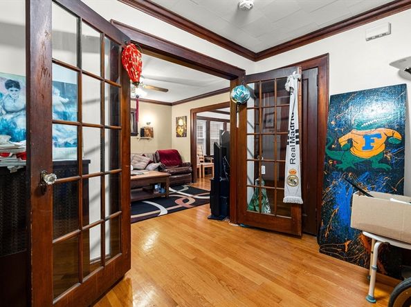 3 Seagrave Rd, Cambridge MA 02140