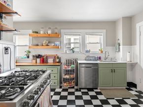 3 Seagrave Rd, Cambridge MA 02140