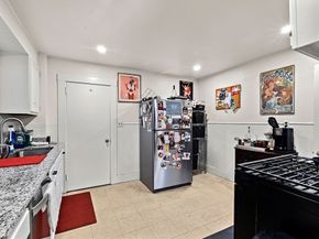 3 Seagrave Rd, Cambridge MA 02140
