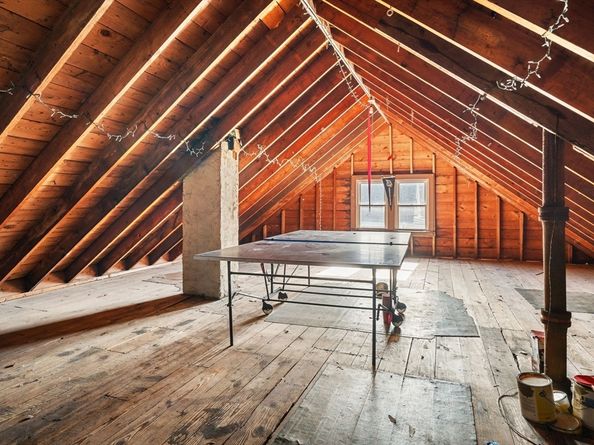 3 Seagrave Rd, Cambridge MA 02140