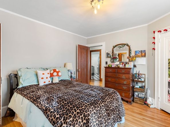 3 Seagrave Rd, Cambridge MA 02140