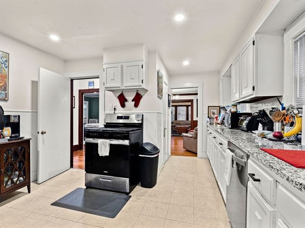 3 Seagrave Rd, Cambridge MA 02140