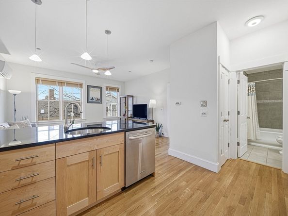 190 Prospect St Unit 8, Cambridge MA 02139