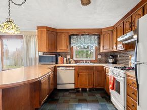 36 Smith Rd, Hingham MA 02043