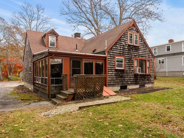 36 Smith Rd, Hingham MA 02043