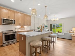 5 Peters Farm Way 105, Westborough MA 01581