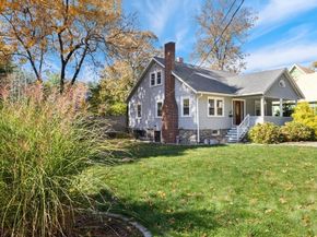 928 Main St, Lynnfield MA 01940