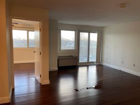 200 Cove Way 614, Quincy MA 02169