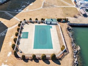 200 Cove Way 614, Quincy MA 02169