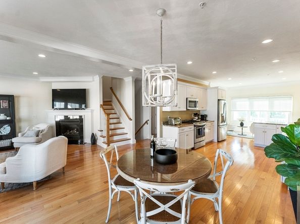 60 Robbins Rd. 25, Plymouth MA 02360