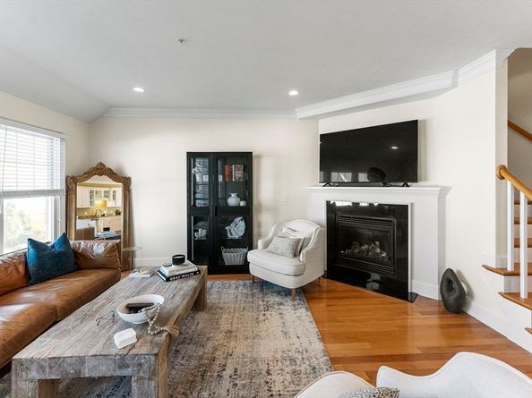 60 Robbins Rd. 25, Plymouth MA 02360