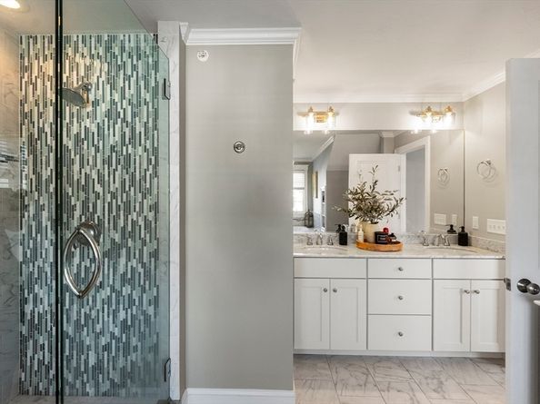 60 Robbins Rd. 25, Plymouth MA 02360