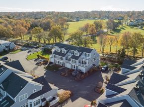 60 Robbins Rd. 25, Plymouth MA 02360