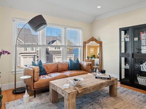 60 Robbins Rd. 25, Plymouth MA 02360