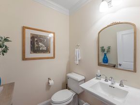 60 Robbins Rd. 25, Plymouth MA 02360