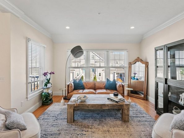 60 Robbins Rd. 25, Plymouth MA 02360