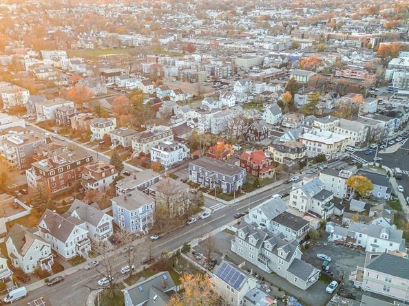 381 Adams St 3, Boston MA 02122