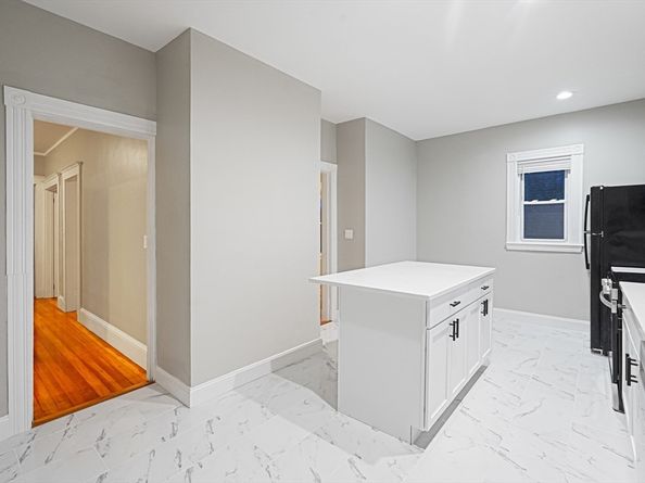 381 Adams St 3, Boston MA 02122