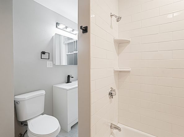 381 Adams St 3, Boston MA 02122