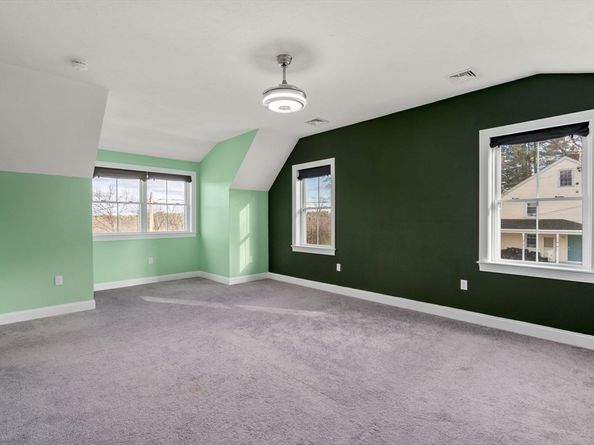 93 Providence St B, Mendon MA 01756