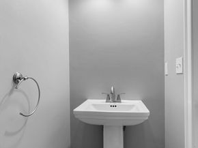 93 Providence St B, Mendon MA 01756