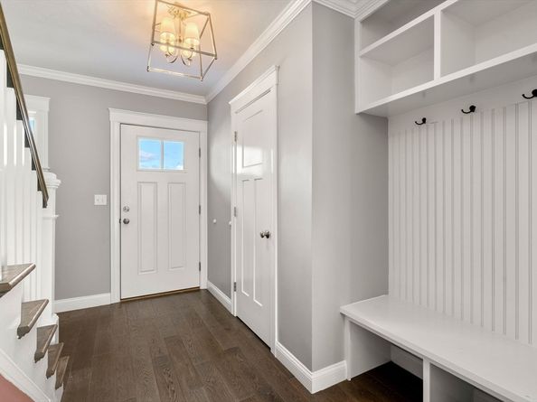 93 Providence St B, Mendon MA 01756